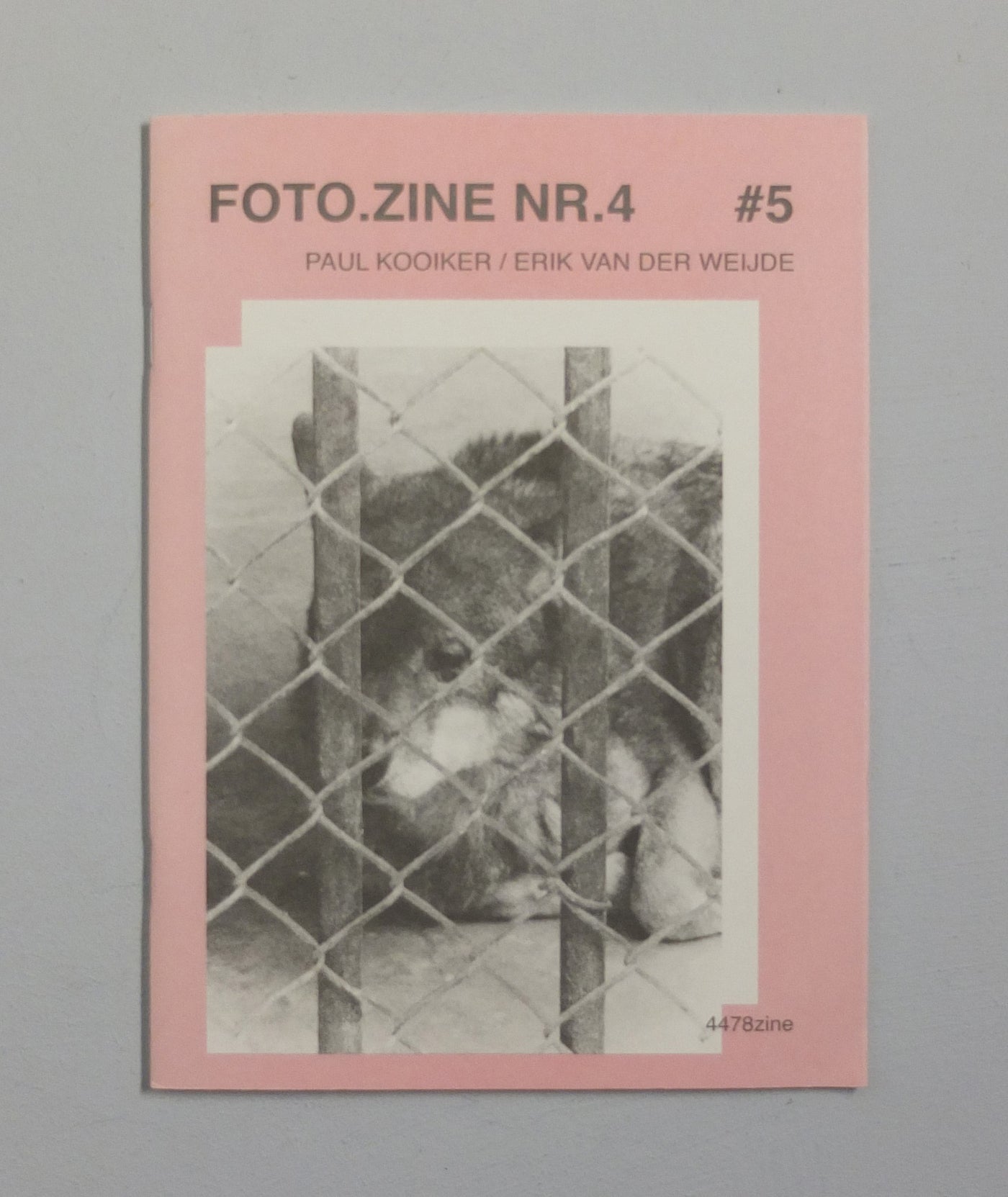 foto.zine nr.4 by Erik van der Weijde}