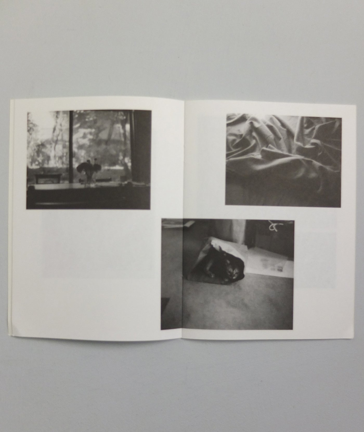 foto.zine nr.4 by Erik van der Weijde}