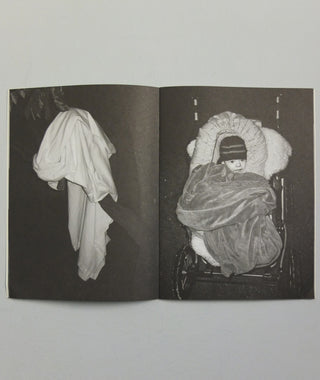 foto.zine nr.4 by Erik van der Weijde}