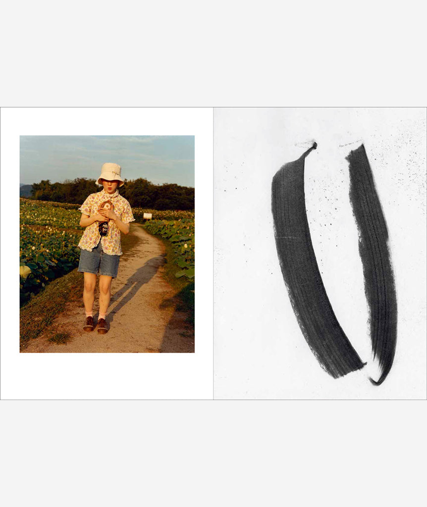 On Keeping a Notebook: Photographs and Drawings by Jamie Hawkesworth with an Essay by Joan Didion}