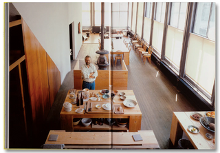 Donald Judd Spaces}