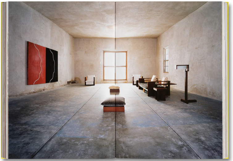 Donald Judd Spaces}