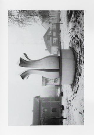 Jan Kempenaers - Memorials}