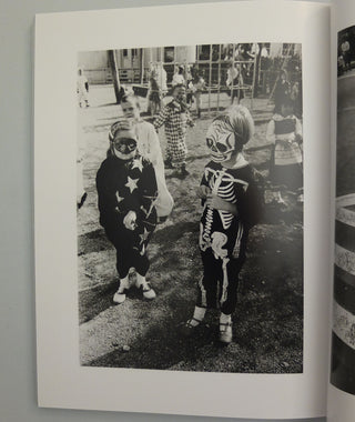 The Children Living in Washington Heights 1959-1962 by Gasho Yamamura}