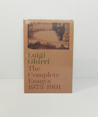 Luigi Ghirri: The Complete Essays 1973-1991}