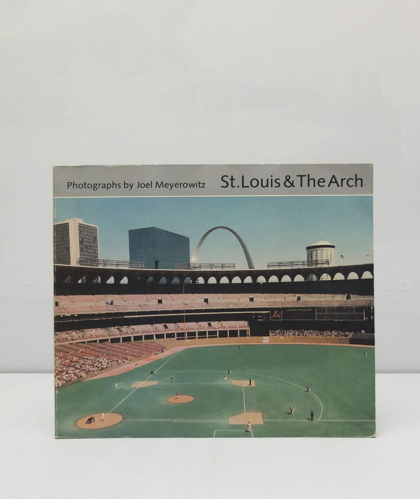 St. Louis & The Arch by Joel Meyerowitz}